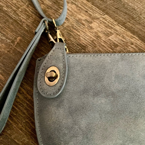 Joy Susan Lux Crossbody Wristlet Clutch - Picture 3 of 6